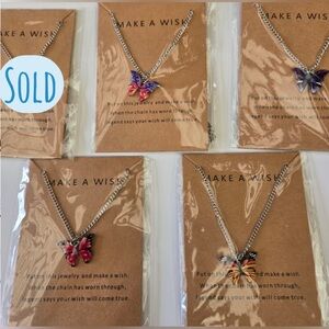 🍒🍒 Butterfly Pendant Necklace